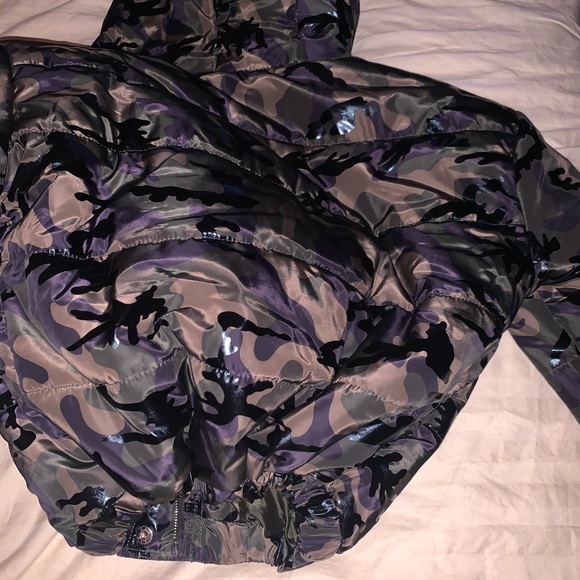 Puffer Jacket - Picture 2 of 2